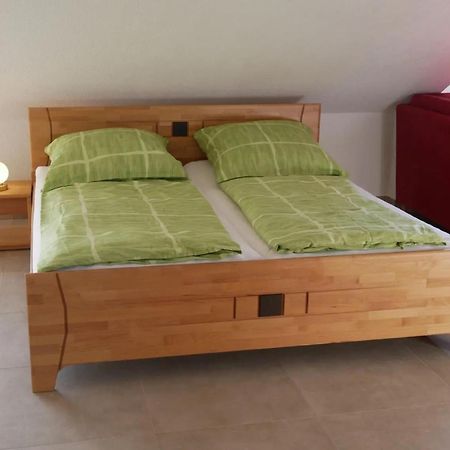Ferienwohnung Haus Maria Waeschenbeuren Ngoại thất bức ảnh